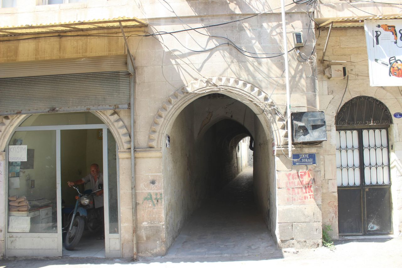 Geçmişi yüz yıllar öncesine dayanıyor! Gizli tüneller bir bir ortaya çıktı 2