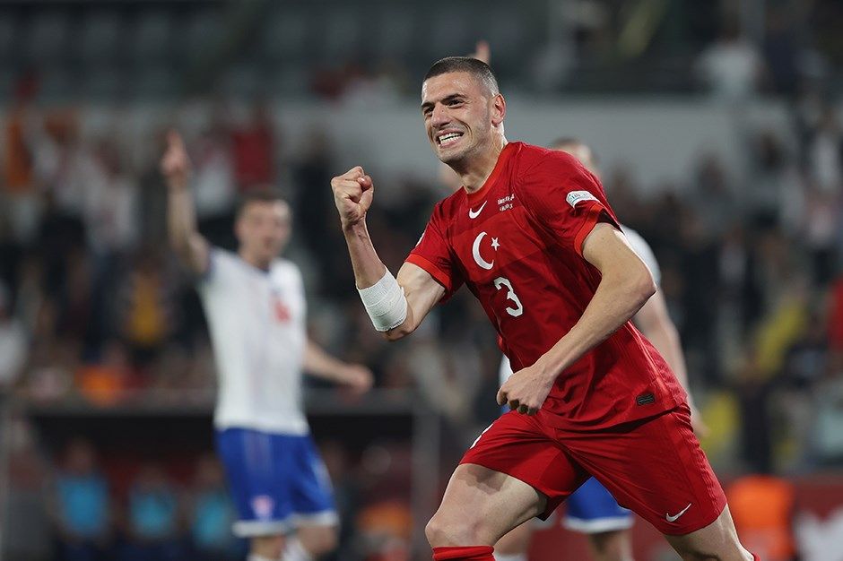 Merih dev kulübe gidiyor! 2