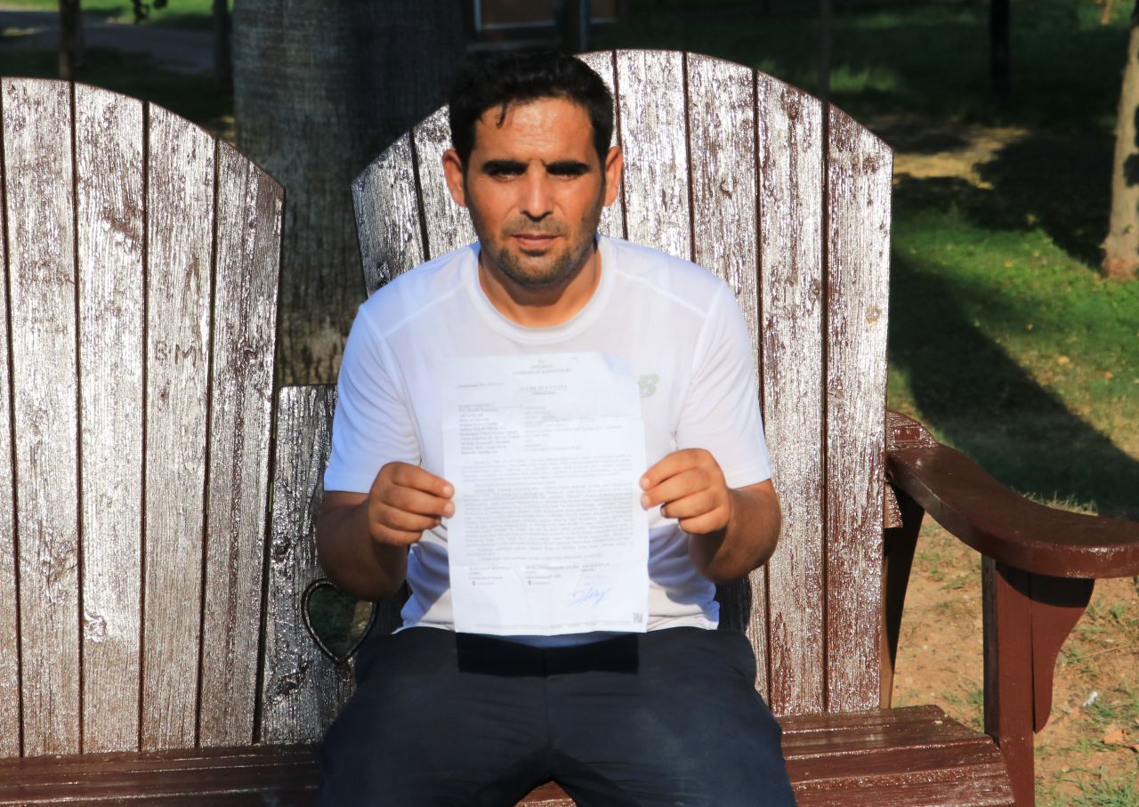 Hakkını aramak için Ankara'ya yürüyor 1