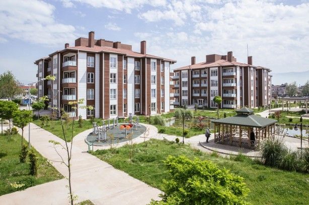 TOKİ'ye başvuru yapacaklar dikkat! Hanenize 14 bin liradan fazla giriyorsa... 4