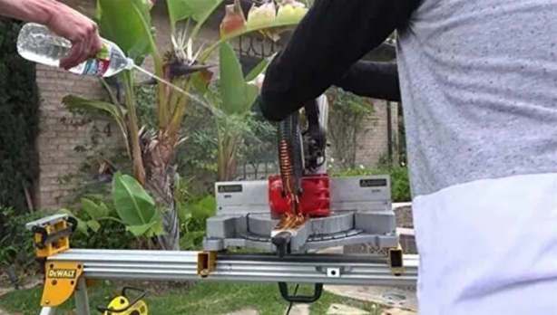 Kara kutuyu açtılar! İçinden bakın ne çıktı... İlk kez dünya ile paylaştılar 11