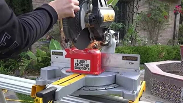 Kara kutuyu açtılar! İçinden bakın ne çıktı... İlk kez dünya ile paylaştılar 3