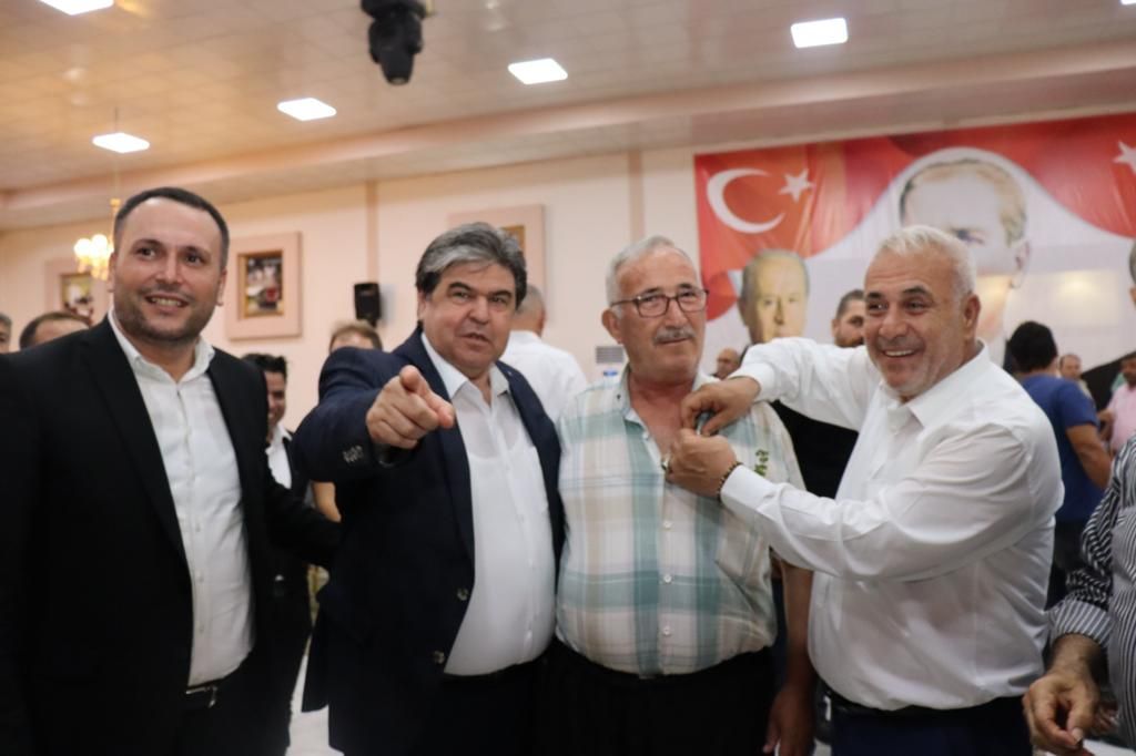 Fekede MHP’ye katılan 250 kişi için  rozet takma etkinliği düzenlendi 7