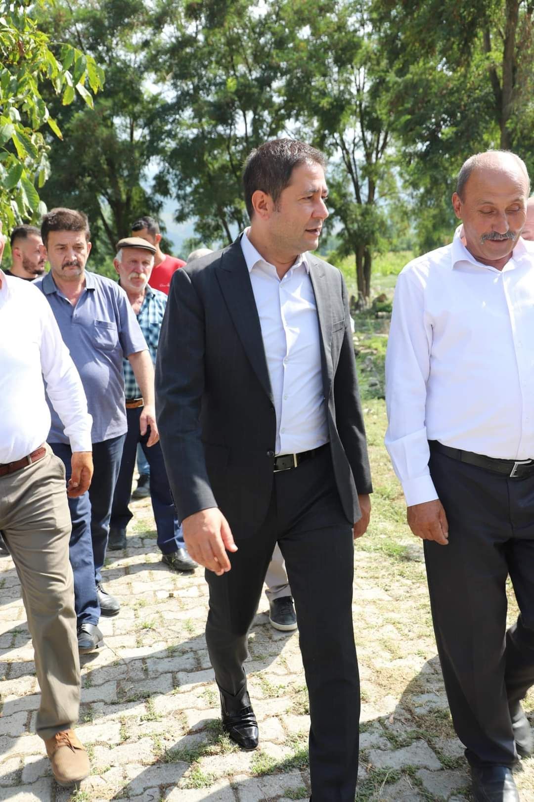 MHP heyeti doğal afet yaşayan Kazova bölgesinde 14