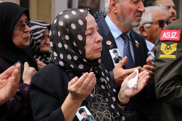 Türkiye'nin en yaşlı gazisine veda edildi 8