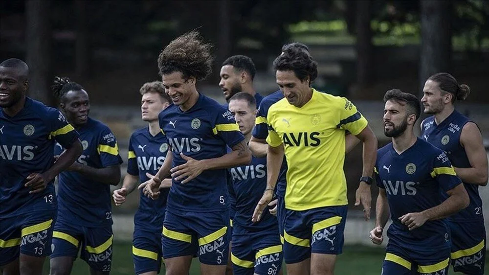 Fenerbahçe maçı hangi kanalda, saat kaçta? Fenerbahçe - Dinamo Kiev maçı ne zaman? 12