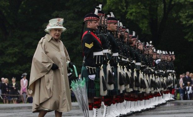 Elizabeth 10 gün sonra defnedilecek! İşte Kraliçe'nin cenaze programı... 1