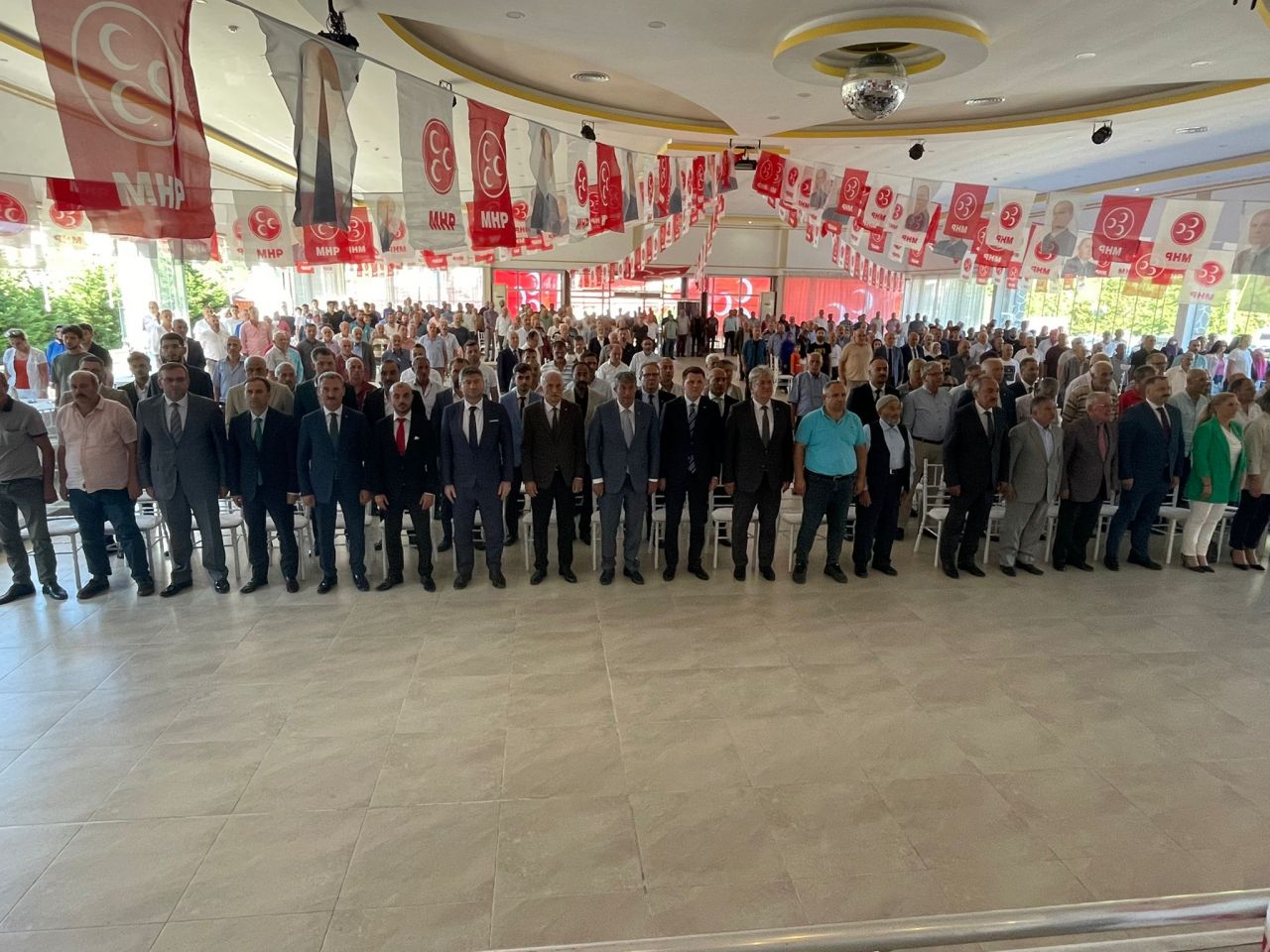 Bizim derdimiz millet, 6'lı masanın derdi rant 6