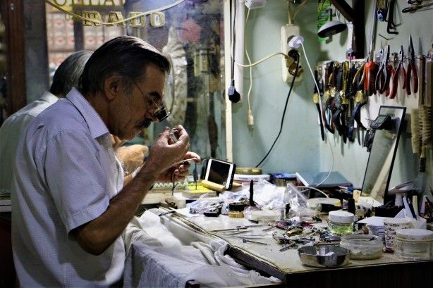 Diyarbakırlı usta yarım yüzyıldır zamanı ayarlıyor! 1