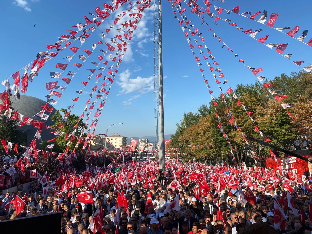 MHP Lideri Bahçeli, ikinci mitingini Bursa'da yapıyor 3