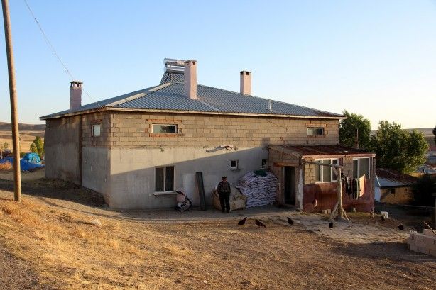 Dışarıdan bir ev gibi görünüyor ama giren bir daha çıkamıyor! Herkesi şaşkına çeviriyor 1