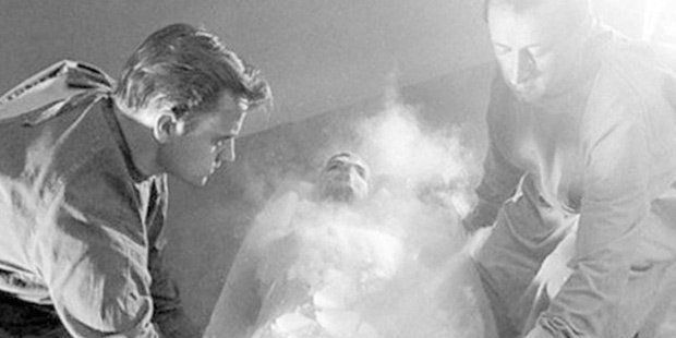 Dondurulmuş insan bedenleri 100 yıl sonra dirilmeyi bekliyor! 3