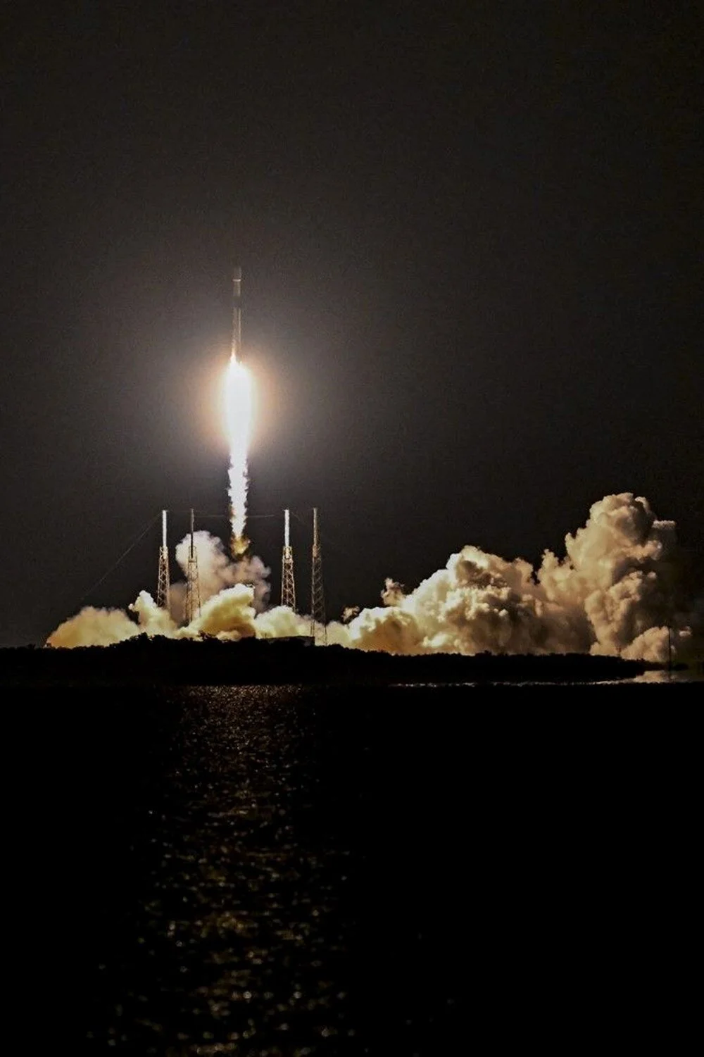 Güneş'te patlama: Elon Musk'un 38 Starlink uydusu yok oldu! On milyarlarca dolar zarar 4