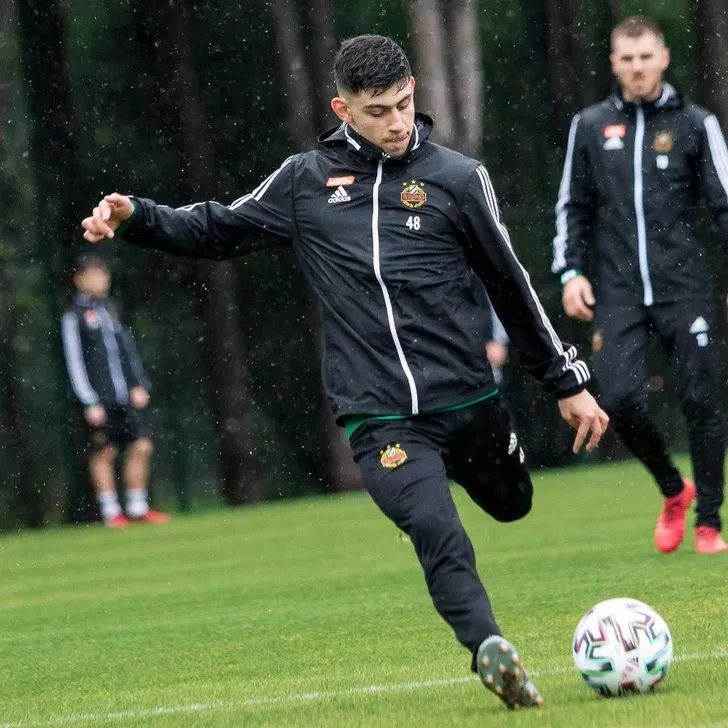 Yusuf Demir için karar verildi! Türk statüsünde oynayabilecek mi? TFF'nin yayınladığı o listede... 6