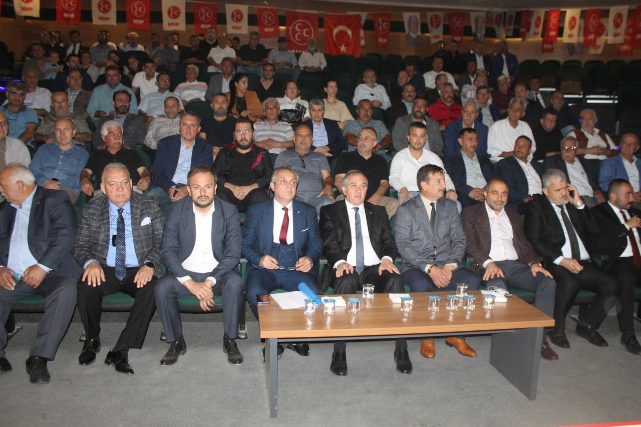 'Aday bile çıkartmaktan yoksunlar, Cumhur İttifakı’nı eleştiriyor' 2