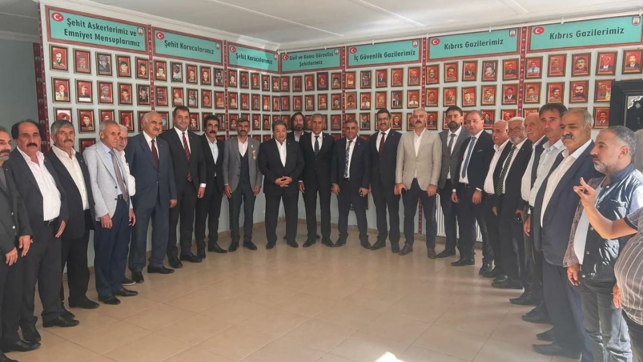 Fendoğlu, “Sahada MHP’yi görünce titreyenler masa başı oyunları ile anket yapıyorlar” 15