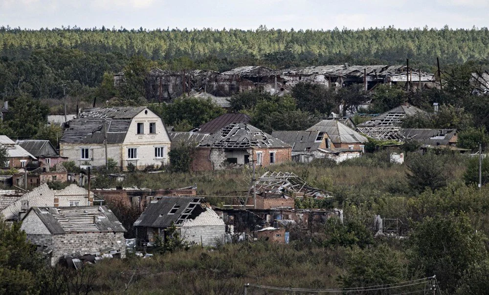 Savaşta yok olan köy: Kamiyanka köyü yerle bir oldu! 3