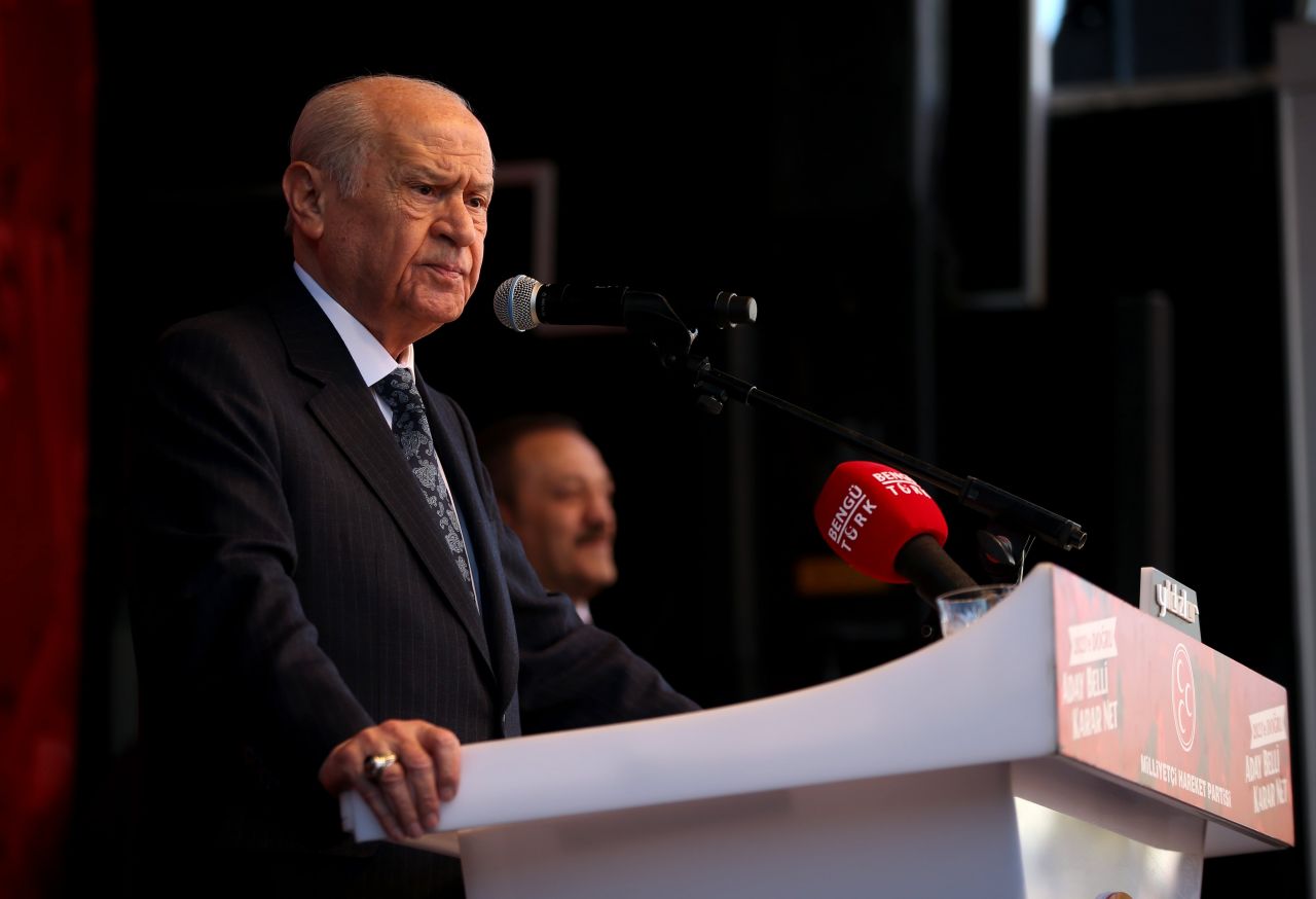 Erzurum tarih yazdı! İşte MHP Lideri Devlet Bahçeli'nin mitinginden kareler... 10