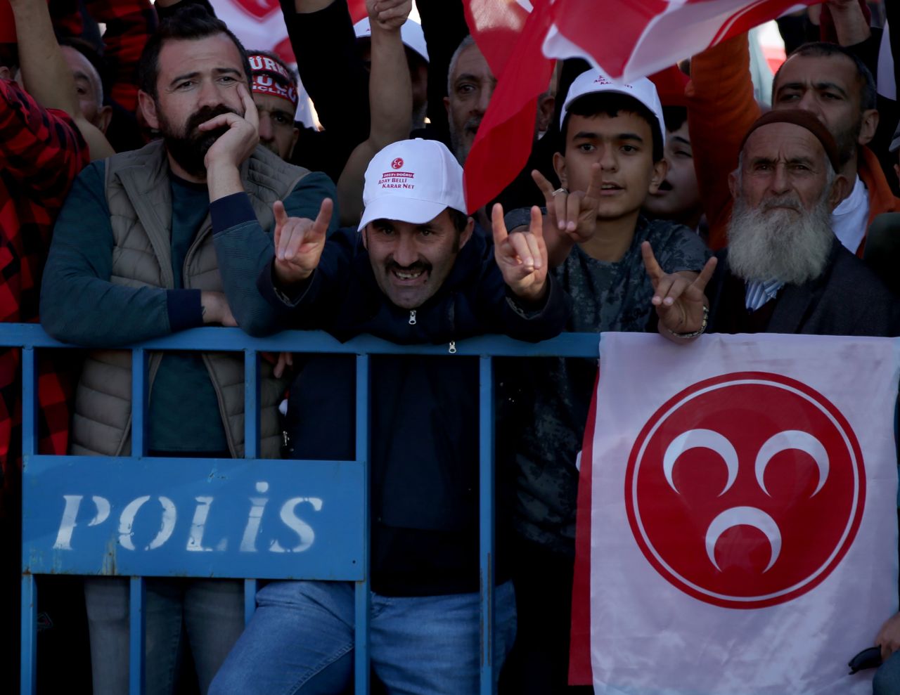 Erzurum tarih yazdı! İşte MHP Lideri Devlet Bahçeli'nin mitinginden kareler... 25