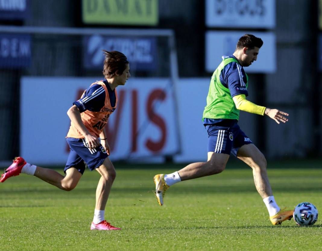 Arda Güler'den kötü haber! 5