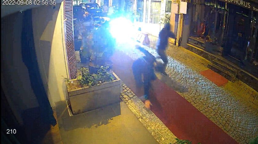 Ortaköy’de gece kulübündeki silahlı saldırının yeni görüntüleri ortaya çıktı 1