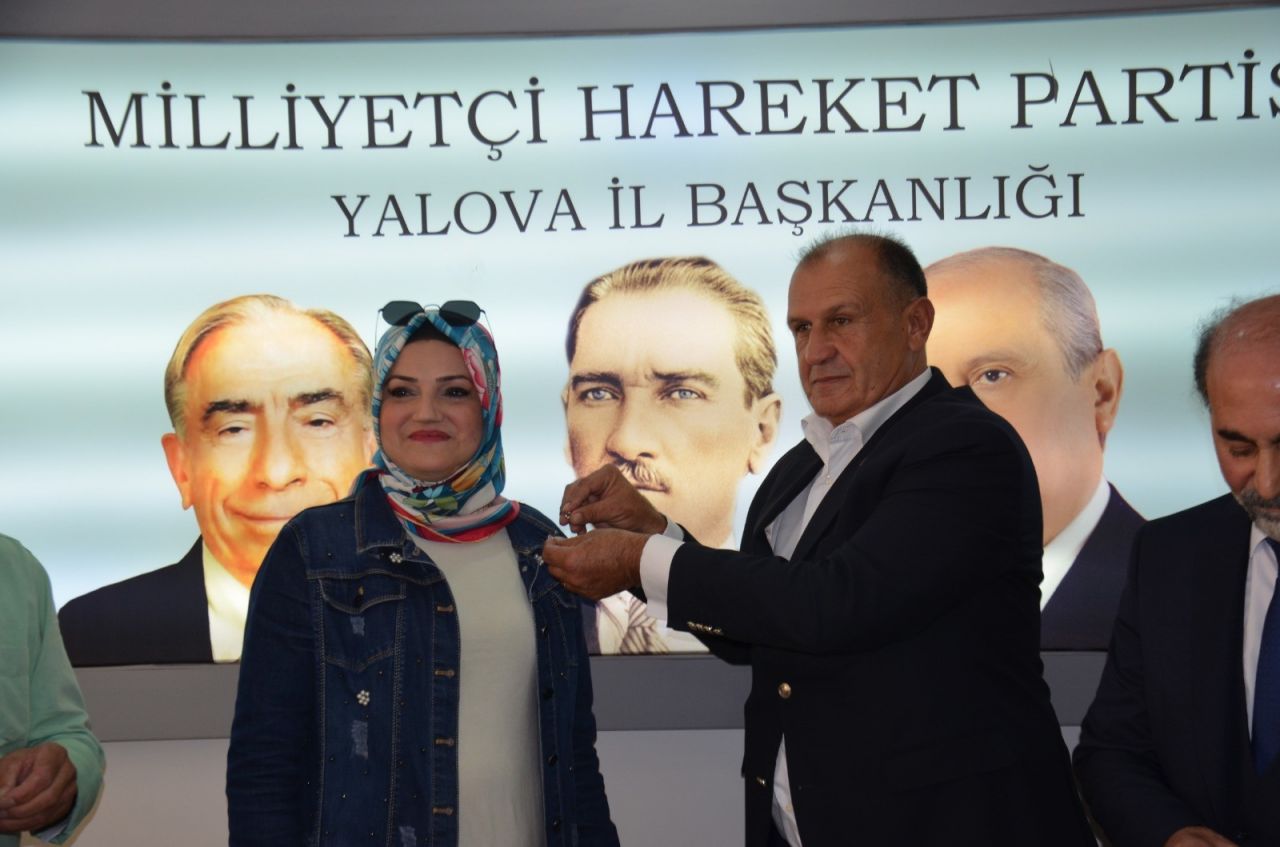 Yalova’da İP’den istifa eden 5 kişi MHP’ye katıldı 2