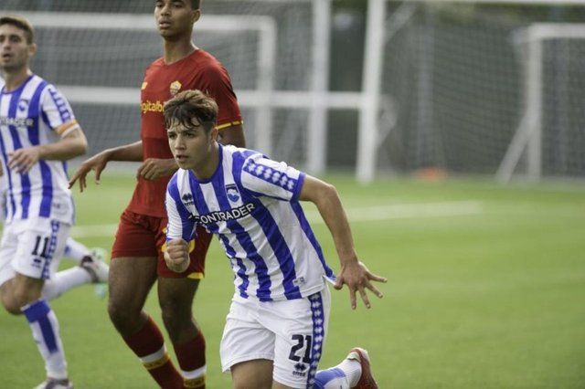 The Guardian Gazetesi en yetenekli genç futbolcuları duyurdu: Tanıdık 3 isim var! 27
