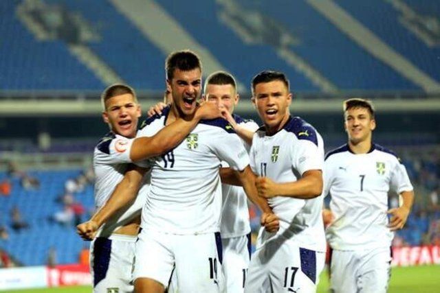 The Guardian Gazetesi en yetenekli genç futbolcuları duyurdu: Tanıdık 3 isim var! 47