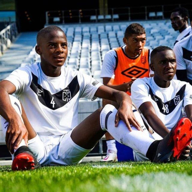 The Guardian Gazetesi en yetenekli genç futbolcuları duyurdu: Tanıdık 3 isim var! 49