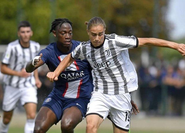 The Guardian Gazetesi en yetenekli genç futbolcuları duyurdu: Tanıdık 3 isim var! 55