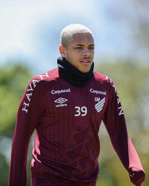 The Guardian Gazetesi en yetenekli genç futbolcuları duyurdu: Tanıdık 3 isim var! 6