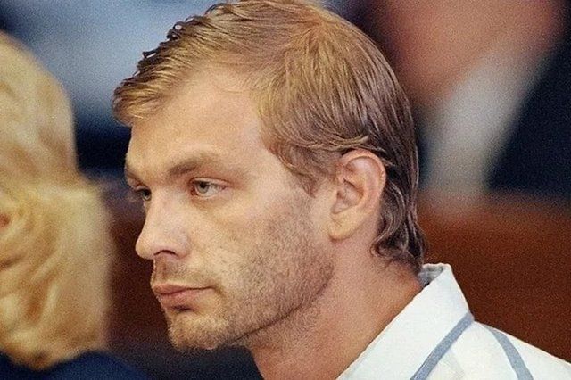 Dünyanın en acımasız katili Jeffrey Dahmer'in kan donduran hikâyesi: Zombi yapmaya çalışıyordu... 10