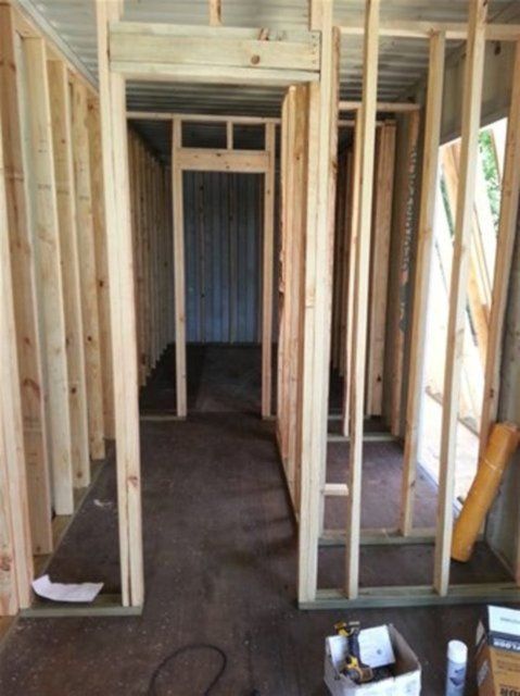 11 adet konteyneri birleştirerek ev yaptı! Siz bir de içini görün: Gözlerinize inanamayacaksınız... 21