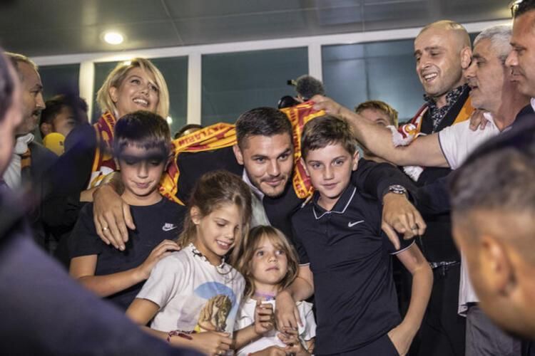 Icardi futbolu bırakmak istiyor: Devam etmek için şart sundu! Bu iddialar çok konuşulacak! 10