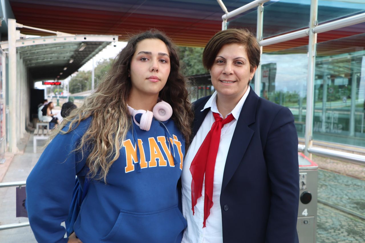 Vatmanın yaptığı ani fren genç kızın hayatını kurtardı 4