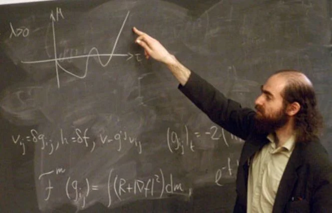 Annesinin harçlığı ile yaşayan dünyanın en zeki adamı, 1 milyon dolar ödülü reddetti 5