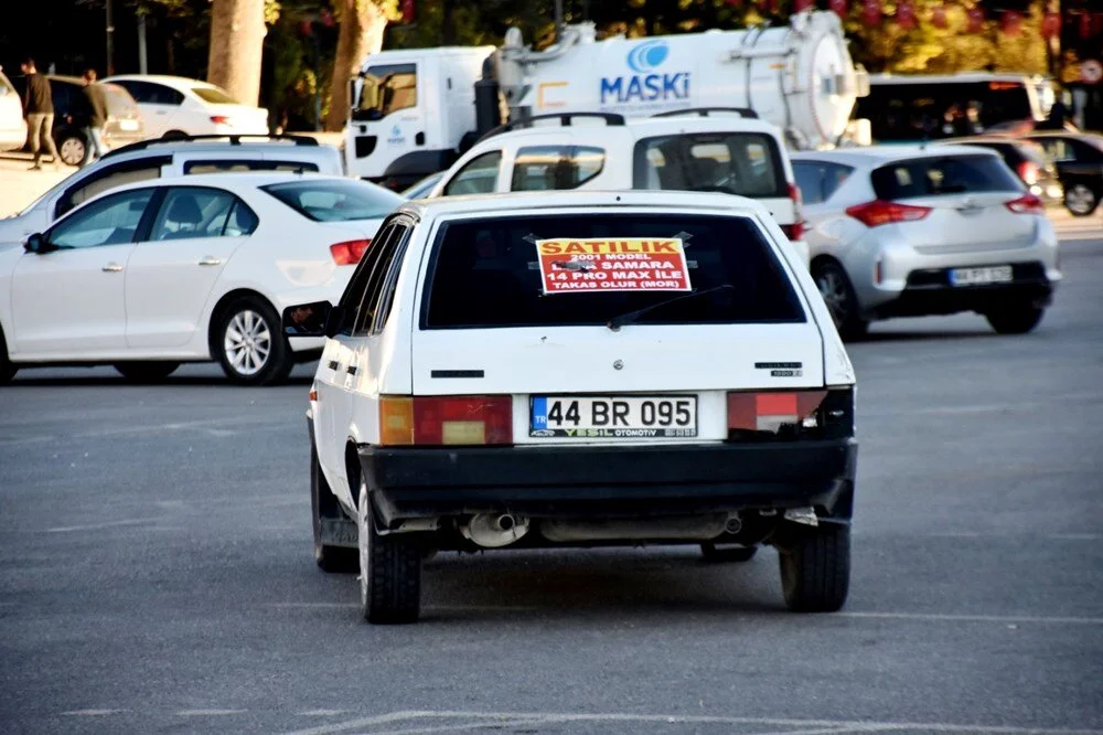 Arabasını cep telefonu ile takas etti! 4