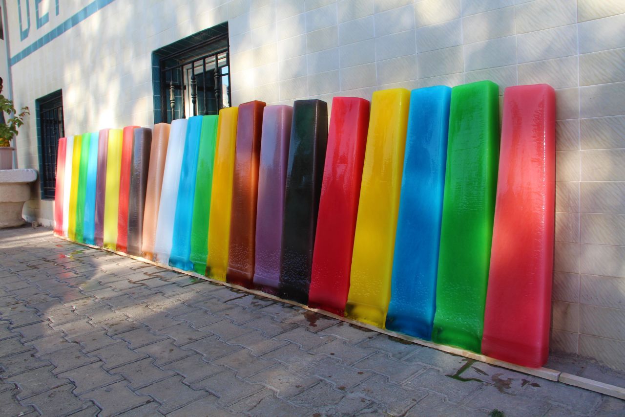 Kapış kapış gidiyor! Ekmeğini sıcaktan çıkarıyor 2