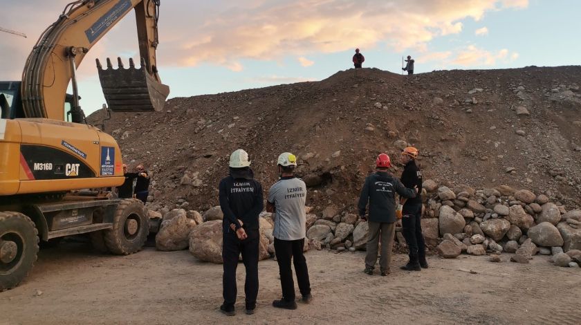 İzmir'de bir garip olay: Tüm ekipleri seferber etti, gerçek hayal çıktı 1