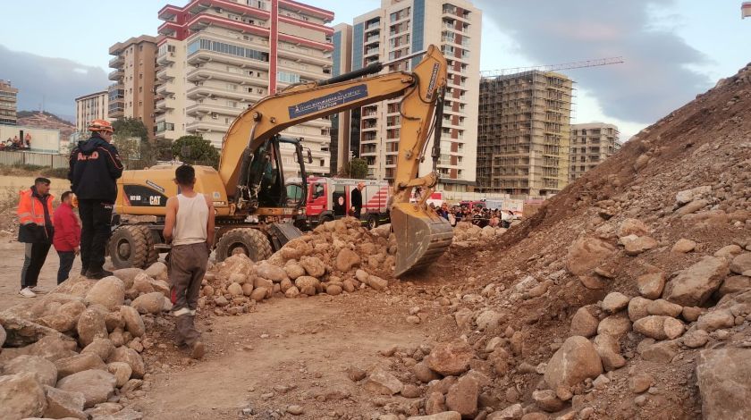İzmir'de bir garip olay: Tüm ekipleri seferber etti, gerçek hayal çıktı 3
