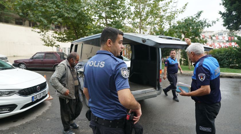 Dilenci 'Banker Arif'in üzerinden çıkan para şaşkına çevirdi! 'Bu benim günlük kazancım' 7