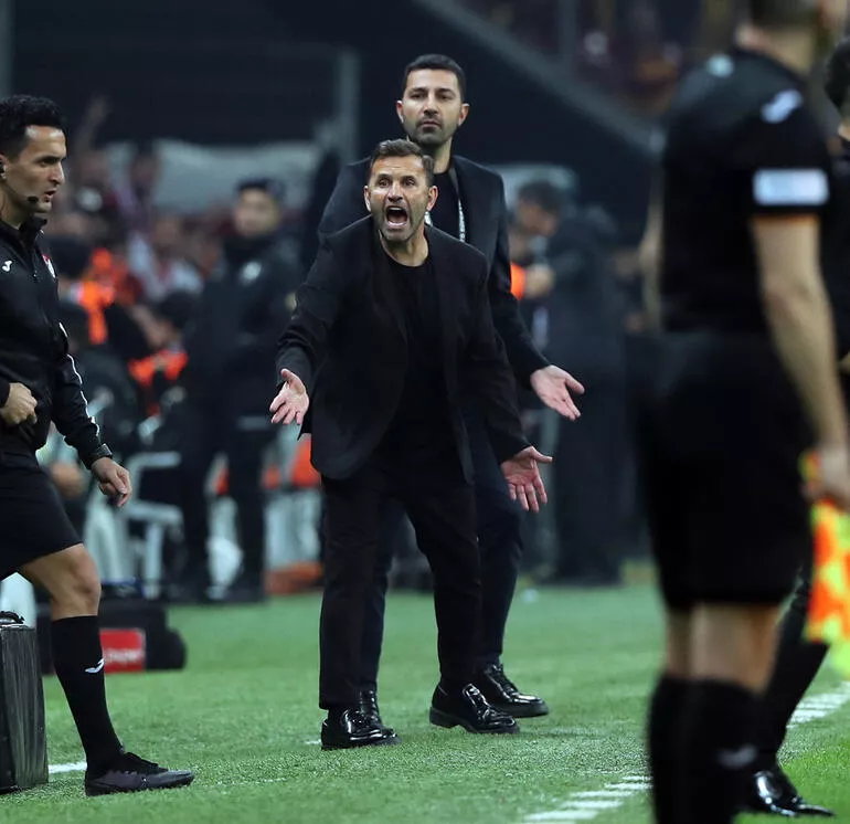 Galatasaray - Alanyaspor maçında çok konuşulan kararlar! Okan Buruk ve Muslera çılgına döndü! 5