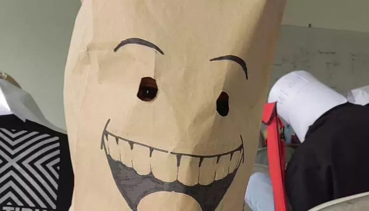 Kopya önleyici akılalmaz önlem: Hababam Sınıfı'ndaki Mahmut Hoca'nın bile aklına gelmez... 6