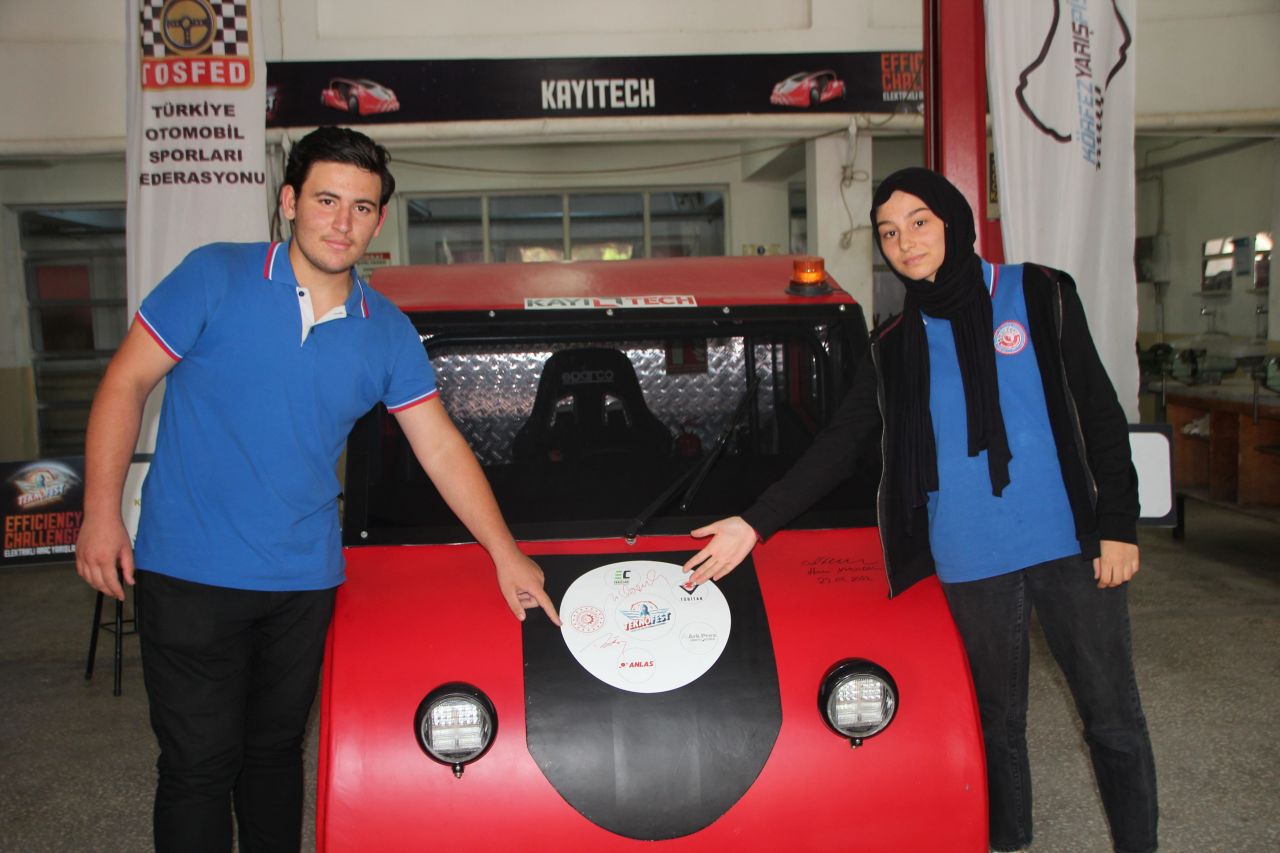 'Sudan ucuz' tam da buna denir Erdoğan’ın imzaladığı araçta müthiş özellik 1