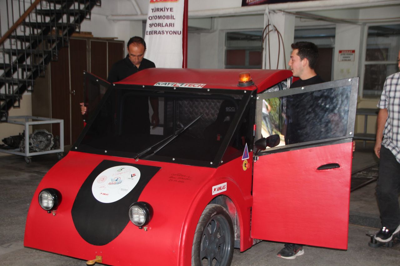 'Sudan ucuz' tam da buna denir Erdoğan’ın imzaladığı araçta müthiş özellik 3