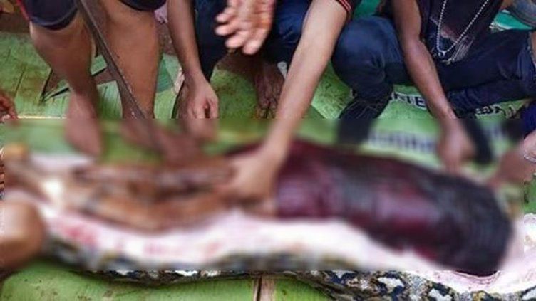 54 yaşındaki kadın pitonun midesinden çıktı! 1