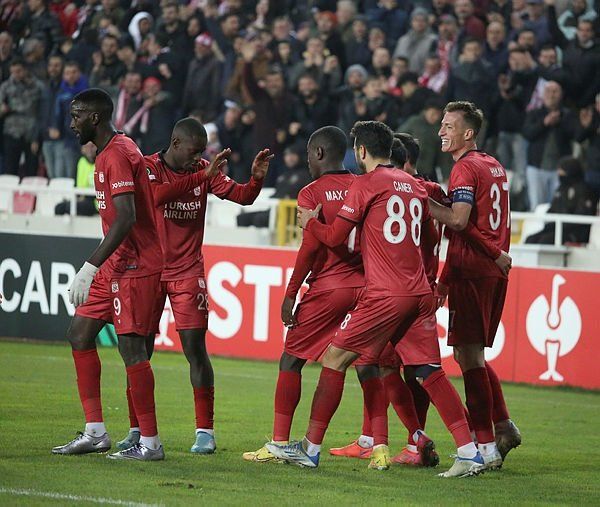 UEFA ülkeler puan sıralaması tekrar değişti: Zirveye yaklaşıyoruz... Eğer ilk 15'te tamamlarsak... 5