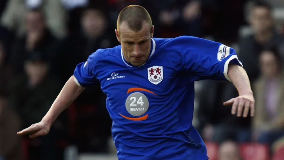 İşte en fazla takım değiştiren futbolcular! Aralarında 1 yılda 8 takım değiştiren var 3