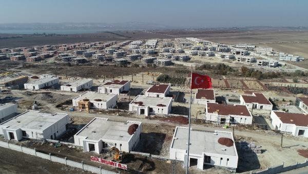 Büyükçekmece'de bir inşaat alanında kazı yapıldığı sırada cesetler bulundu! 1