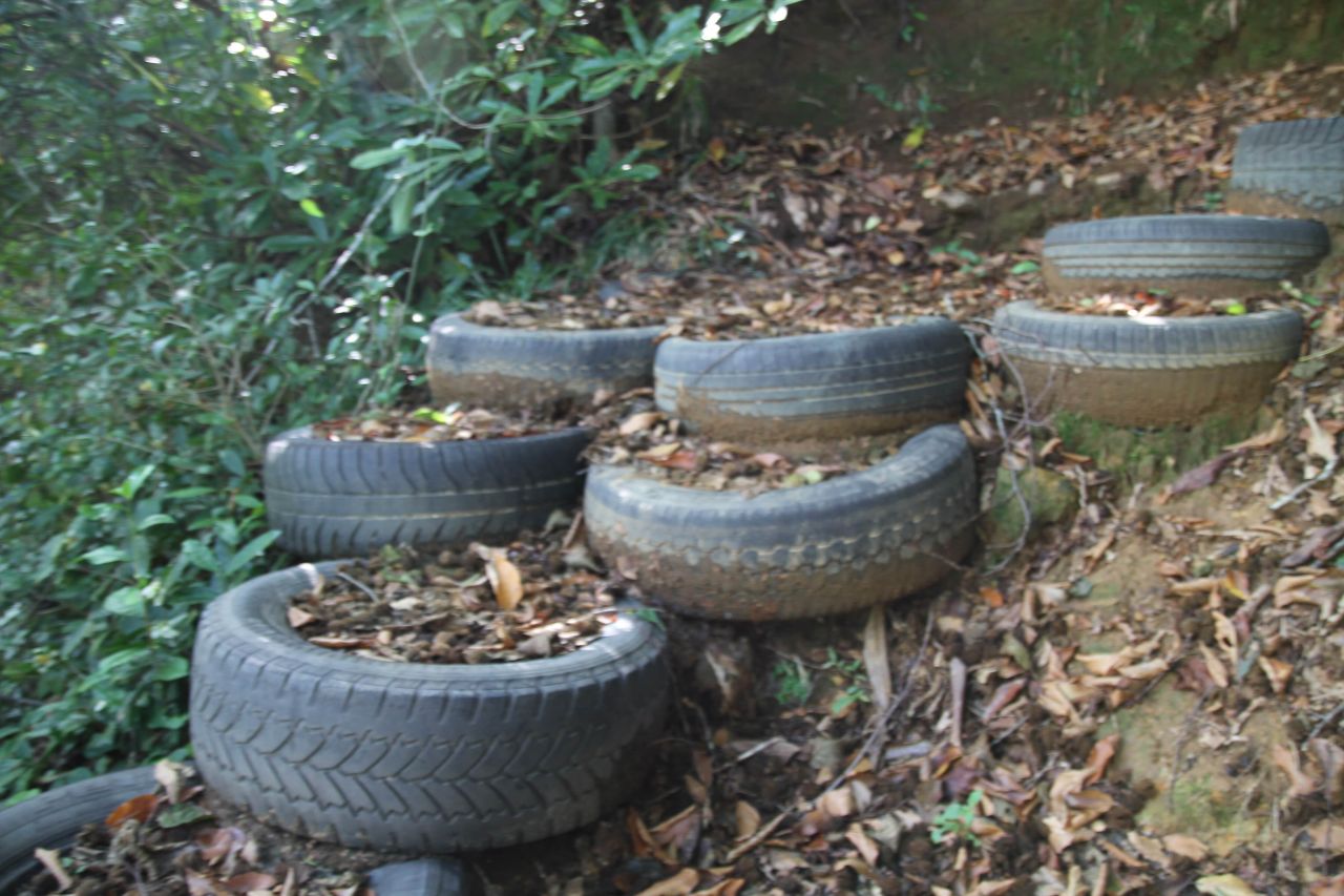 Rizeli yine yaptı yapacağını! Araba lastiklerinden öyle bir şey oluşturdu ki… 4